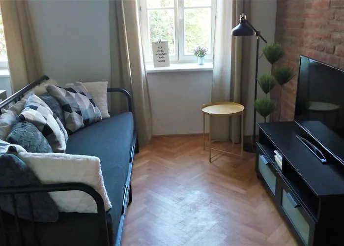 Uvoz Street 64 Apartament *